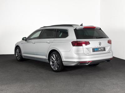 Volkswagen Passat Sw Gte 218ch Dsg Hybride Rechargeable Ja18 T.O Digital Cockpit Regul Acc Camera 3d