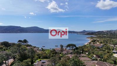 Maison - 96 m² - 5 pièces