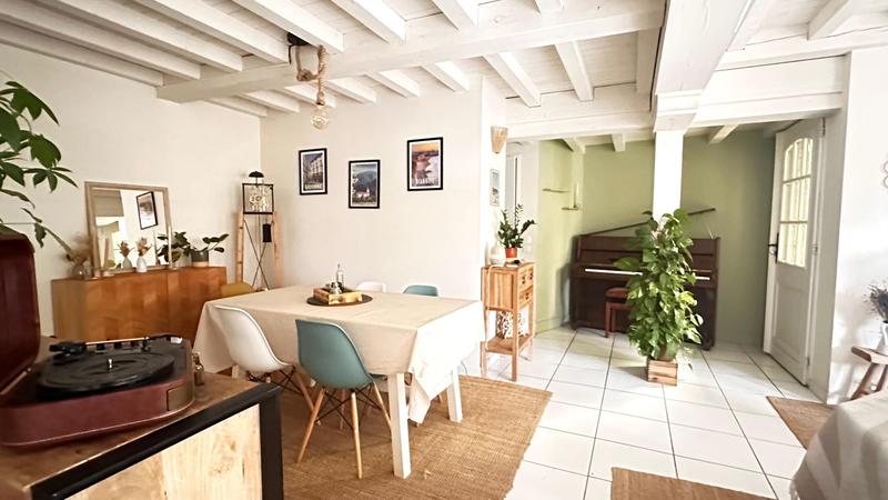 Maison - 105 m² - 4 pièces