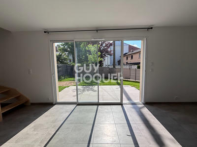 Maison - 84 m² - 4 pièces