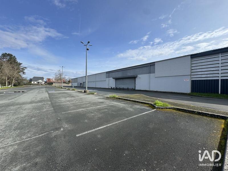 Local commercial - 1 070 m²