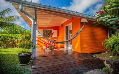 Maison - 300 m² - 12 pièces