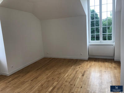 Appartement - 146 m² - 4 pièces