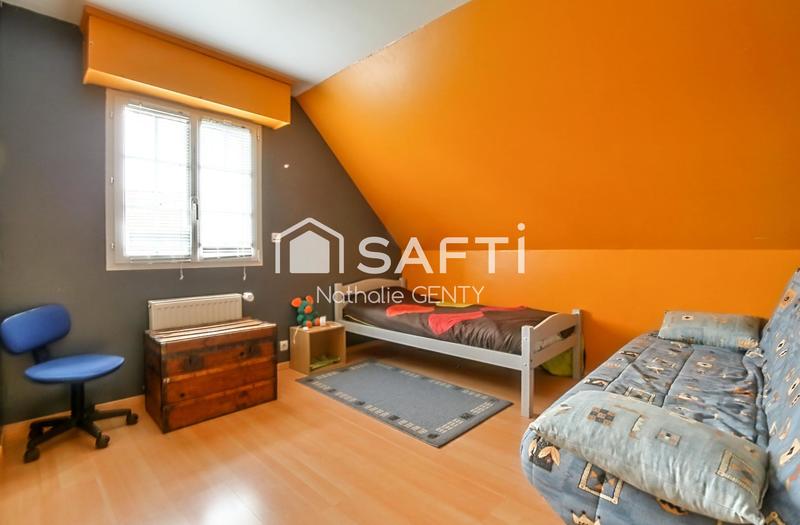 Maison - 195 m² - 9 pièces