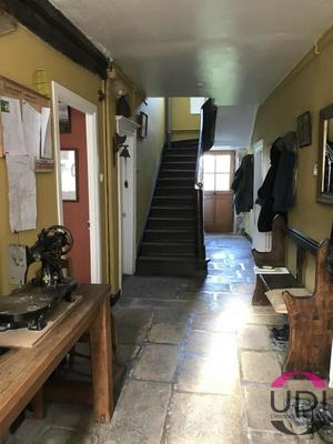 Maison - 235 m² - 8 pièces