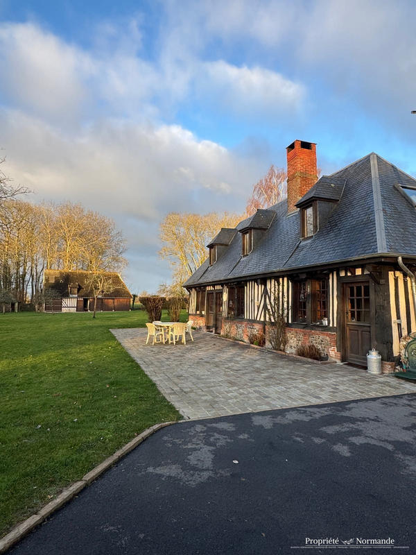 Maison ancienne - 146 m² - 8 pièces