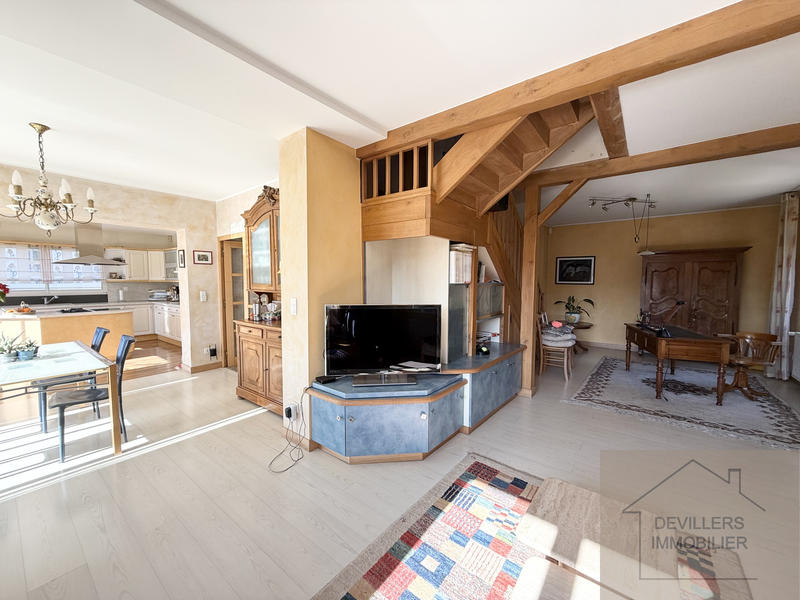 Maison - 197 m² - 4 pièces