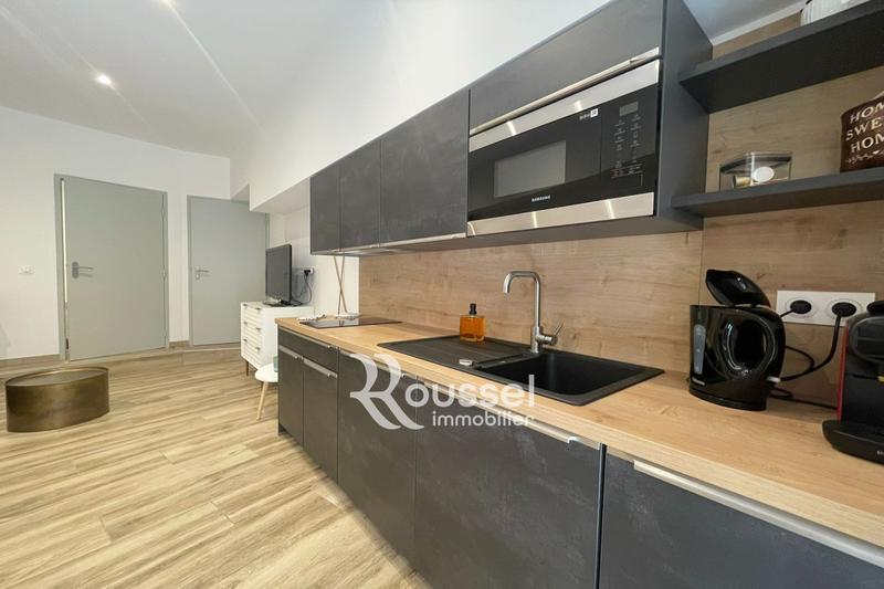 Maison - 274 m² - 10 pièces