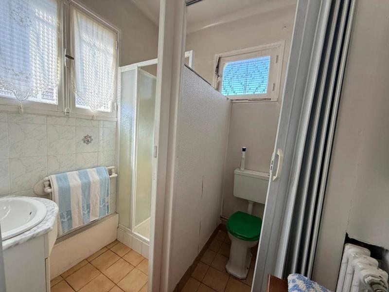 Maison - 210 m² - 8 pièces