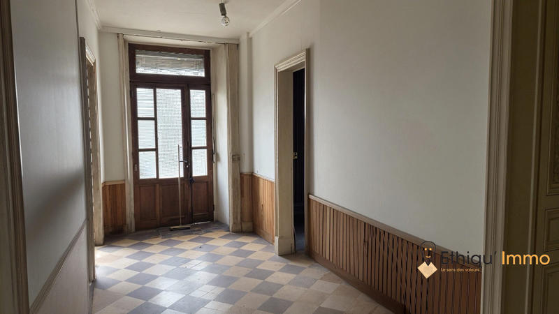 Maison ancienne - 183 m² - 6 pièces