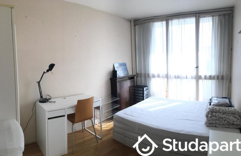 Chambre - 10 m² - 1 pièce