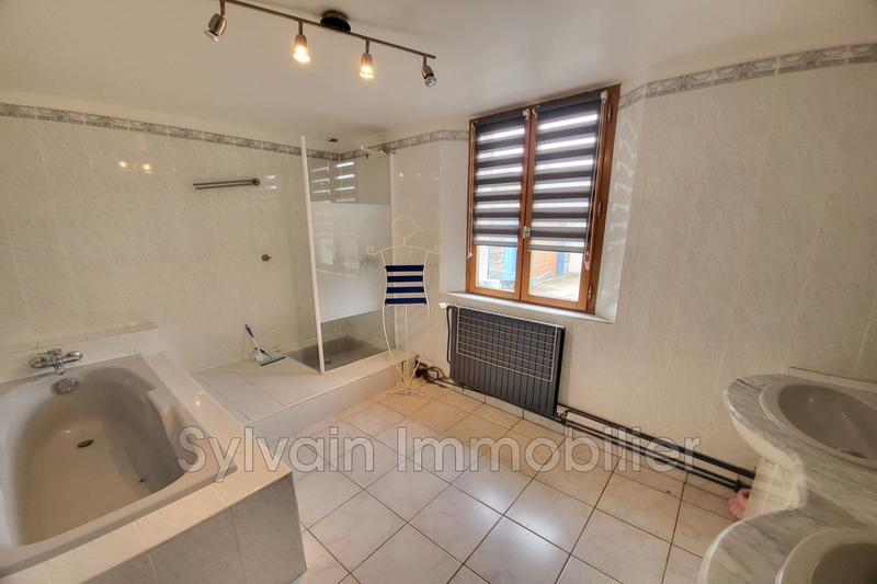 Maison - 88 m² - 4 pièces