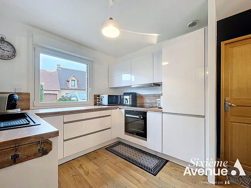 Maison - 140 m² - 6 pièces