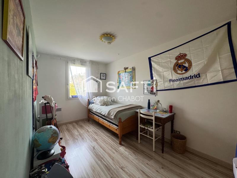 Maison - 99 m² - 6 pièces