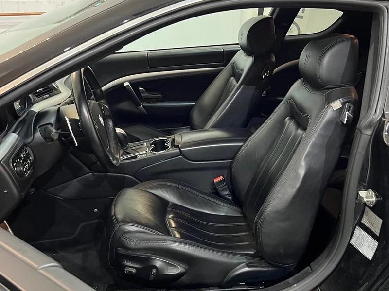 Maserati Granturismo 405ch V8 4.2 Boite Zf Suivi Ok