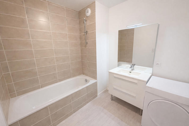 Appartement - 94 m² - 4 pièces