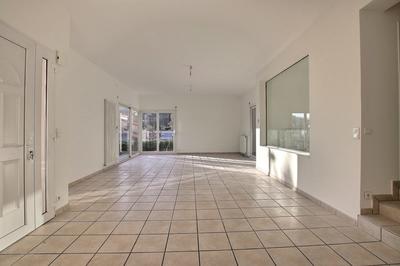 Maison - 156 m² - 7 pièces