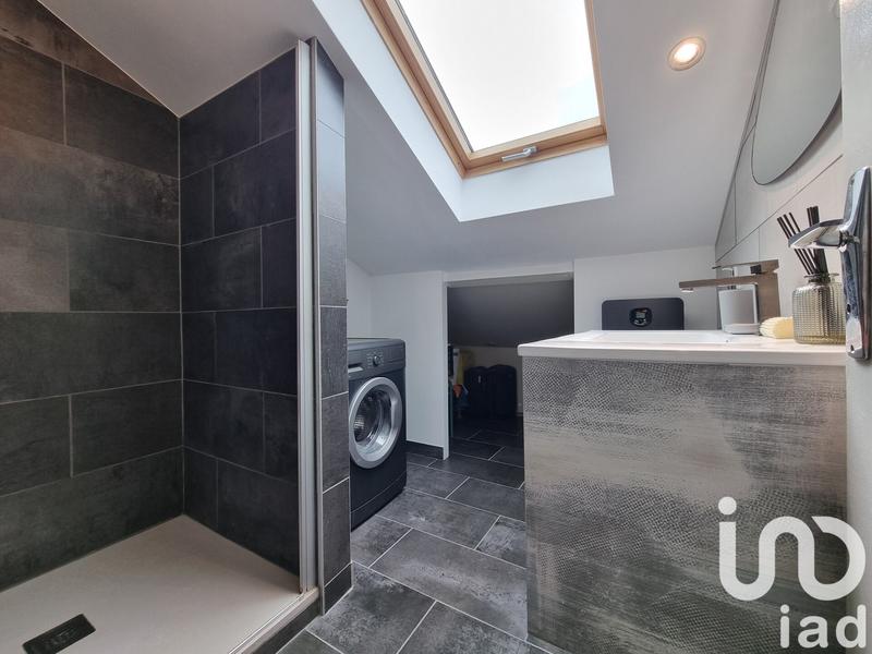 Appartement - 111 m² - 6 pièces