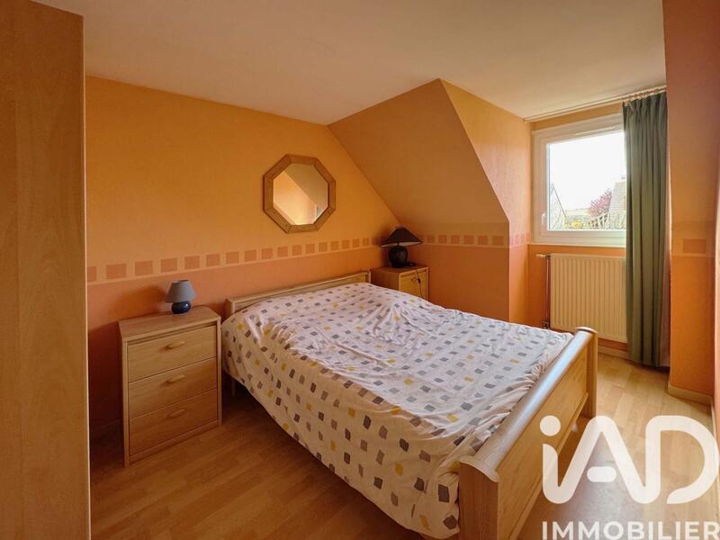Maison - 93 m² - 6 pièces