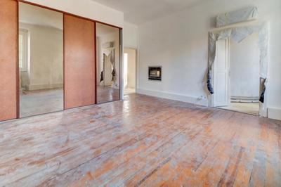 Appartement - 167 m² - 5 pièces