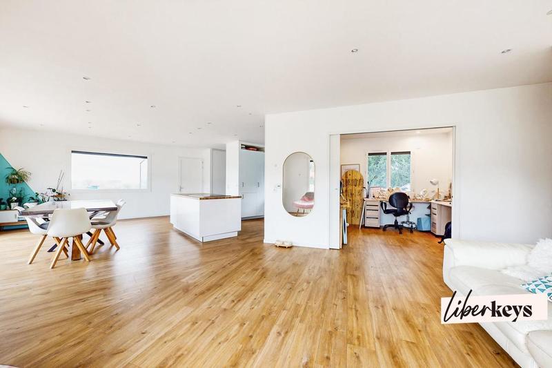 Maison d'architecte - 122 m² - 5 pièces