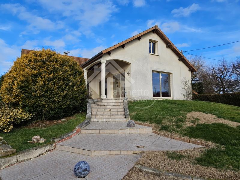 Maison - 157 m² - 7 pièces