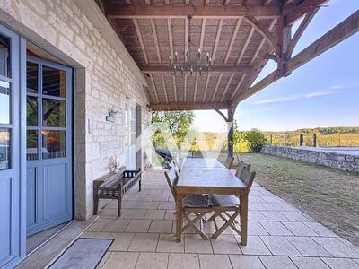 Maison - 140 m² - 7 pièces