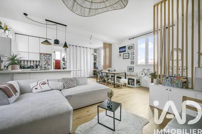 Duplex - 94 m² - 4 pièces