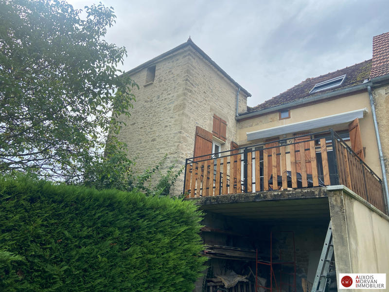 Maison ancienne - 194 m² - 6 pièces