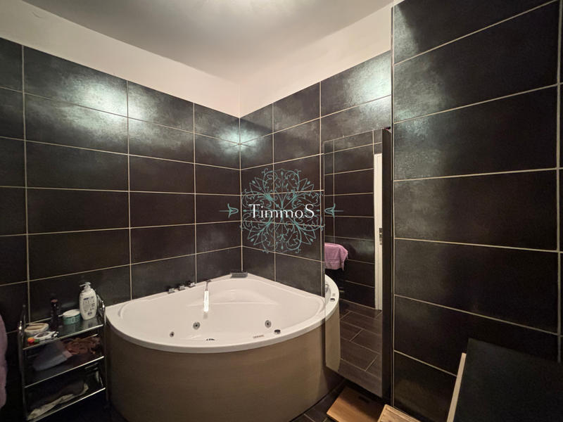 Appartement - 109 m² - 5 pièces