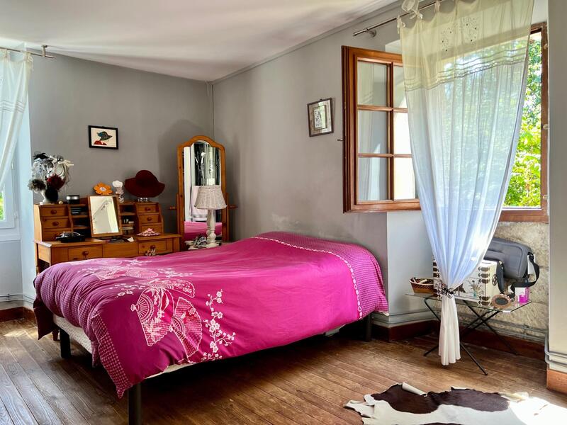 Maison - 195 m² - 6 pièces