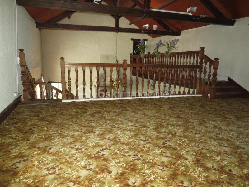 Longère - 232 m² - 6 pièces