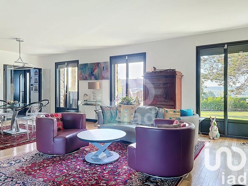 Maison - 380 m² - 8 pièces