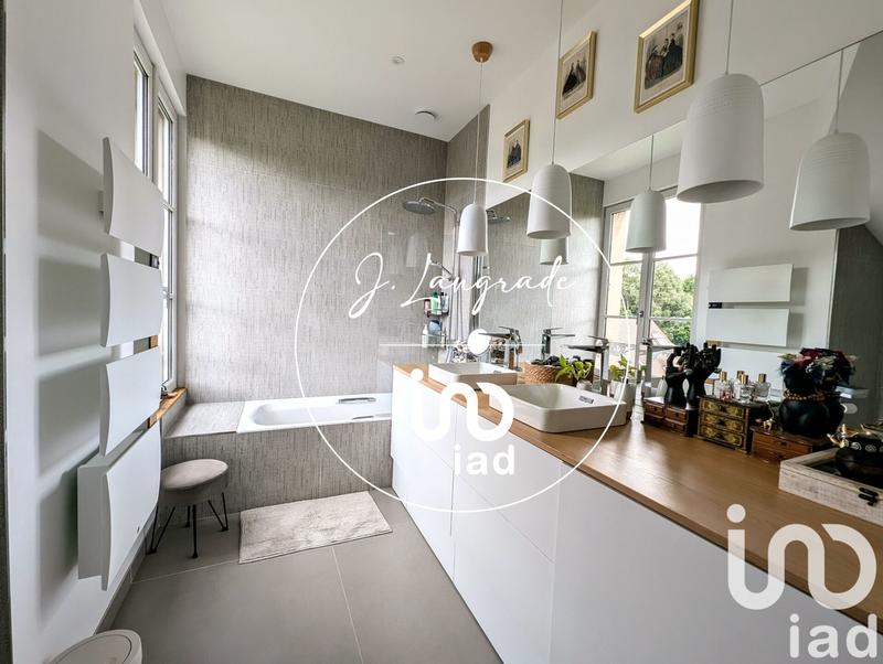 Appartement - 115 m² - 4 pièces