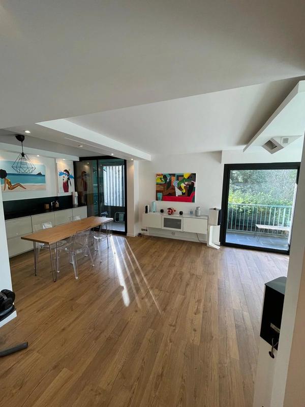 Appartement - 72 m² - 3 pièces