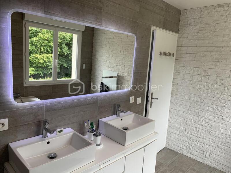 Maison - 159 m² - 6 pièces