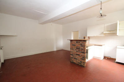 Maison - 93 m² - 4 pièces