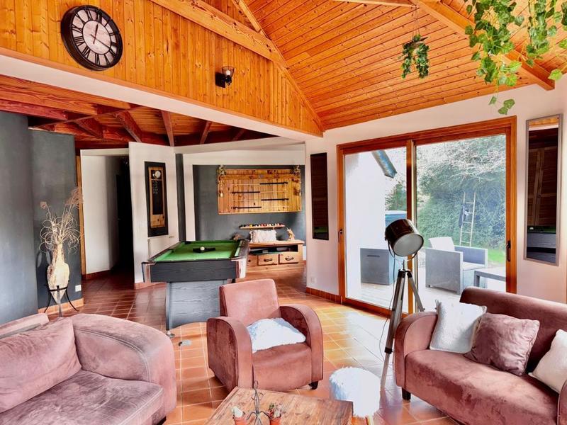 Maison - 177 m² - 5 pièces