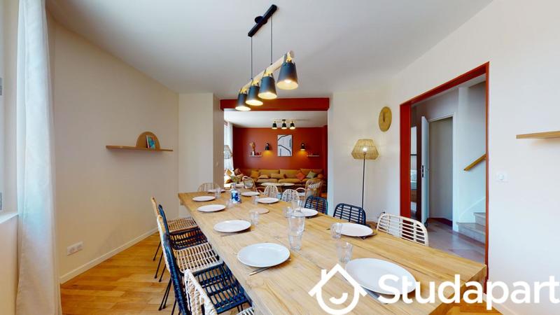 Chambre - 13 m² - 1 pièce