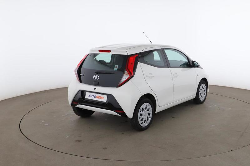 Toyota Aygo 1.0 Vvt-i X-Play X-Shift 5p 72 ch