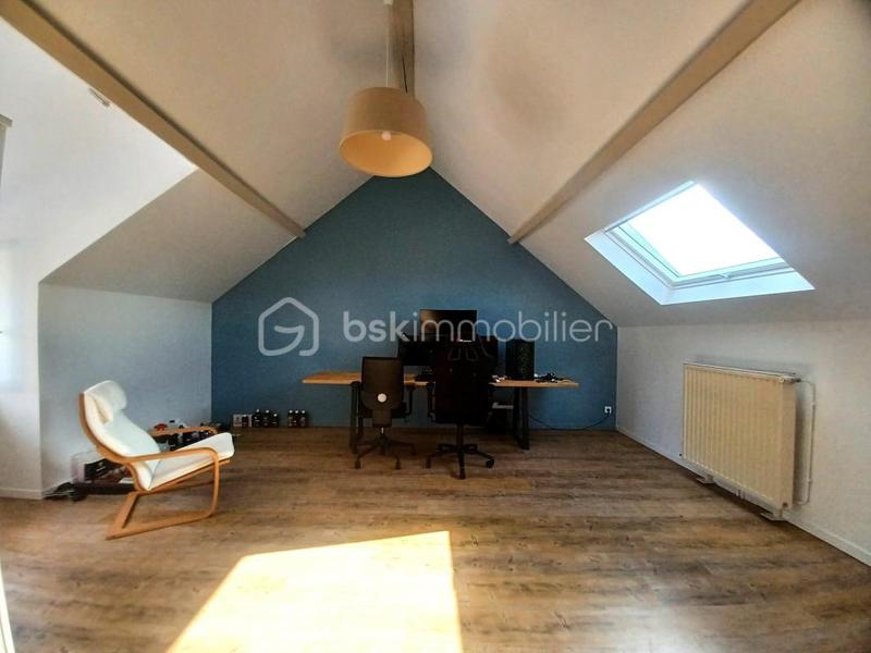 Maison - 224 m² - 7 pièces