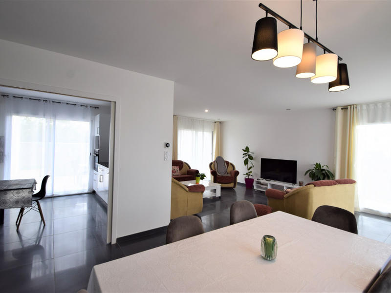 Maison - 138 m² - 6 pièces