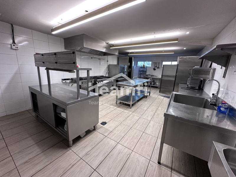 Local commercial - 250 m²