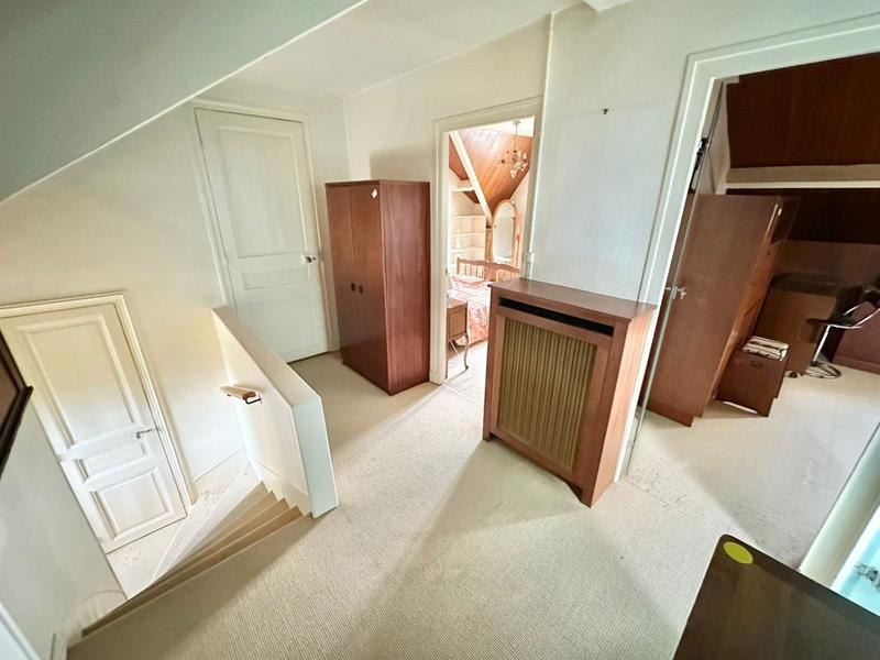 Maison ancienne - 308 m² - 11 pièces