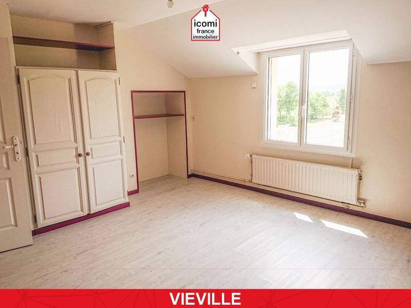 Maison - 200 m² - 8 pièces