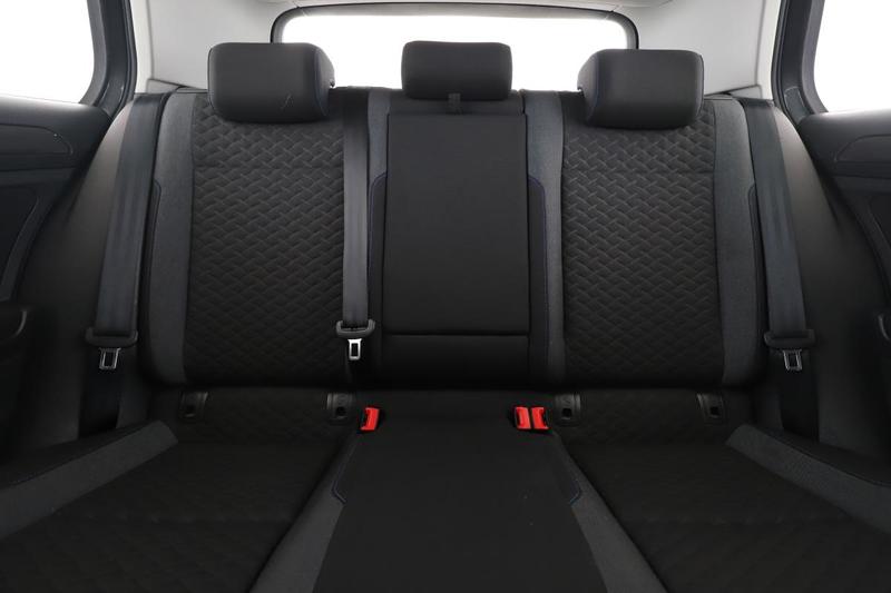 Volkswagen Golf VII 1.6 Tdi BlueMotion Tech Connect 5p 115 ch