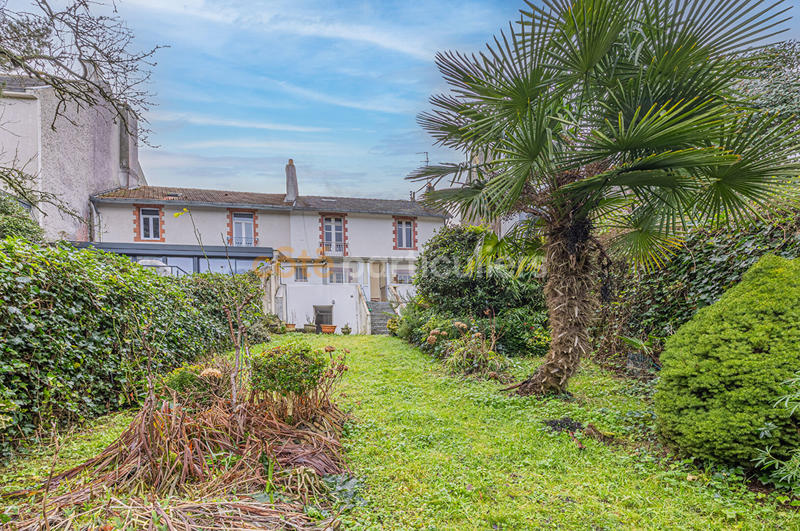 Maison - 90 m² - 3 pièces