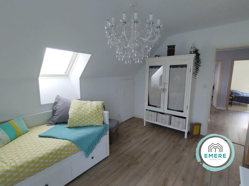 Maison - 178 m² - 7 pièces