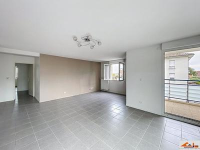 Appartement - 105 m² - 5 pièces