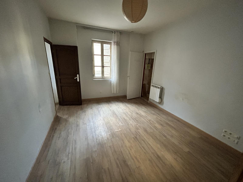 Appartement - 118 m² - 6 pièces